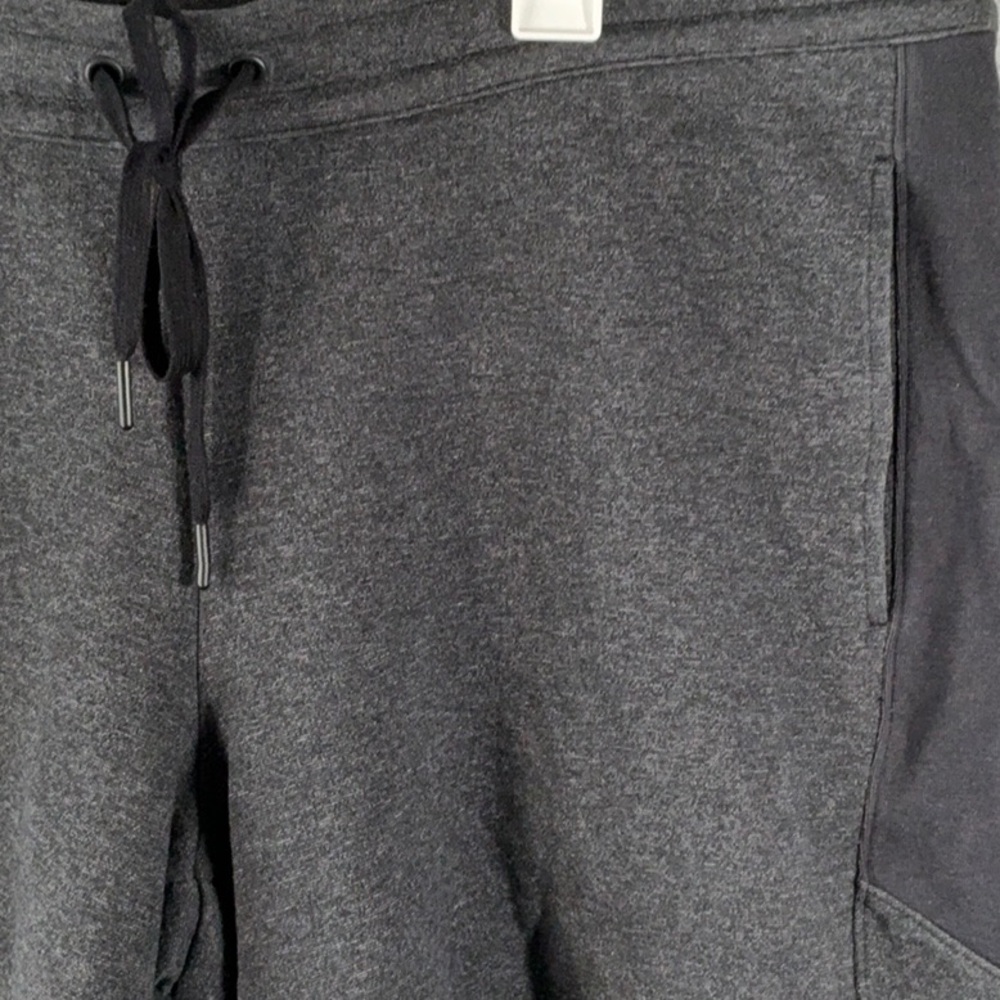 All in Motion Charcoal Gray Active Shorts - Picture 2 of 4